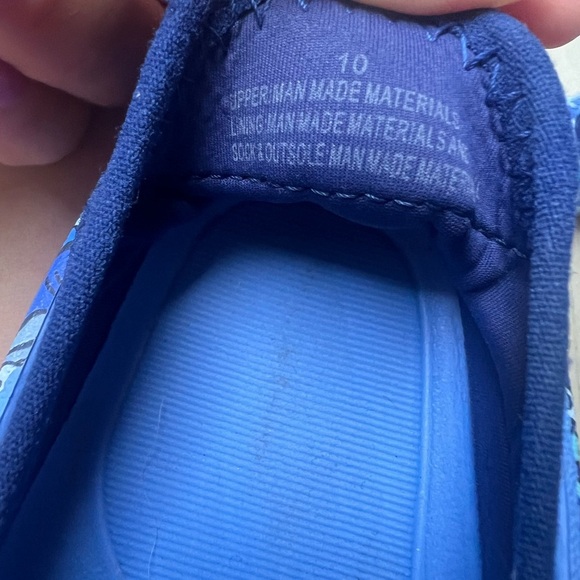 Cat & Jack Blue Shoes with Shark Design (Size 10) - Picture 6 of 7